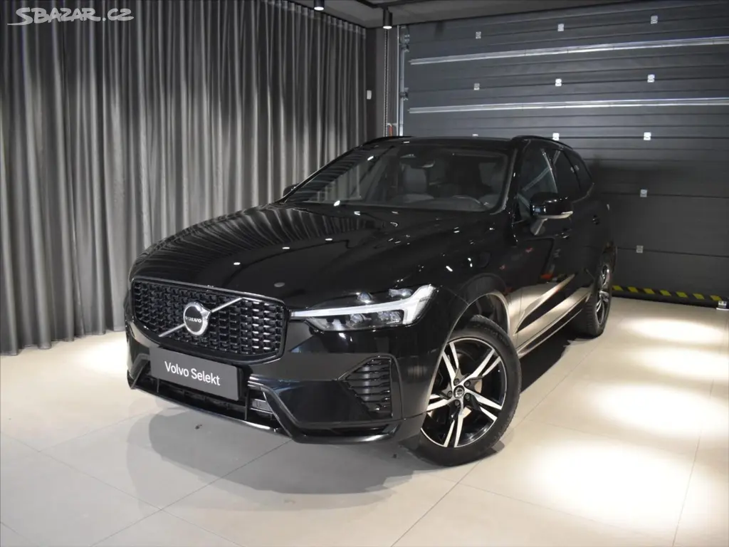 Volvo XC60, 2,0 B4 AWD R-Design tažné.